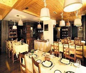 Grand Courmaison Hotel 4*