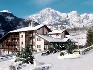 Hotel Grand Courmaison 4*